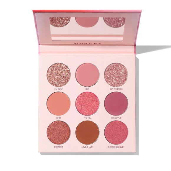 Disney Accessories - 9P‎ PETAL PASSION ARTISTRY PALETTE